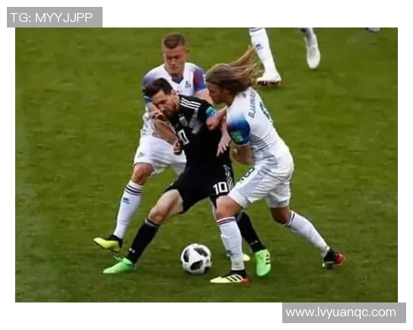 当今足球明星技术排名揭晓谁是球场上的绝对王者与未来之星 当今足球明星技术排名揭晓谁是球场上的绝对王者与未来之星