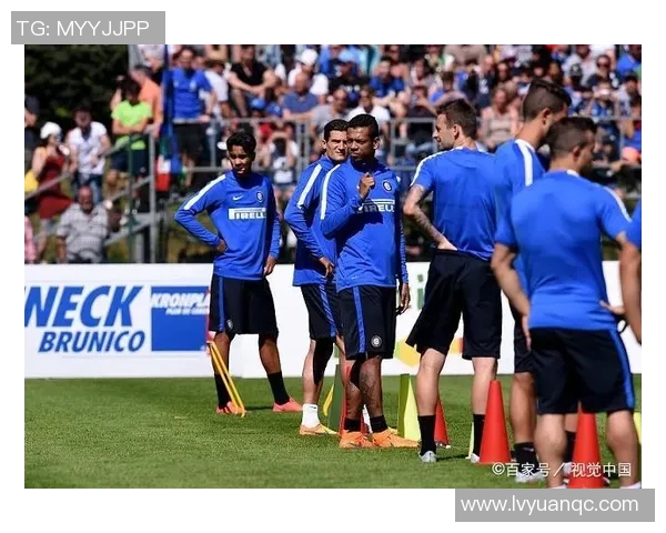 重庆足球队在欧锦赛中的速度优势分析与表现点评