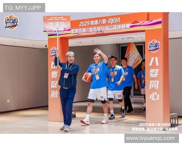 上海篮球队配合默契创新高引领全国篮球新潮流