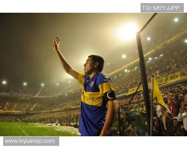 足球明星冲天辫的真实身份揭秘及其在足球界的影响力分析 足球明星冲天辫的真实身份揭秘及其在足球界的影响力分析